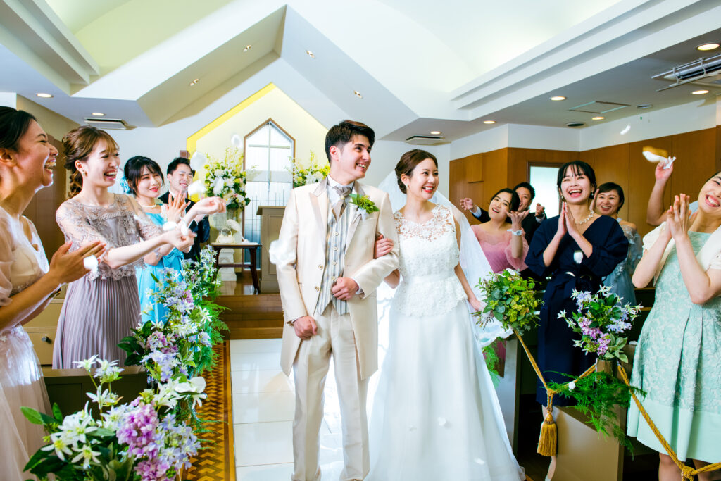 【挙式のみご検討の方へ】山手ヘレン記念教会で叶う結婚式★